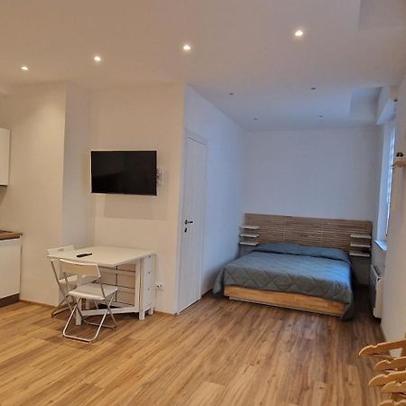 La Perla Di Ro Apartment Savona Luaran gambar