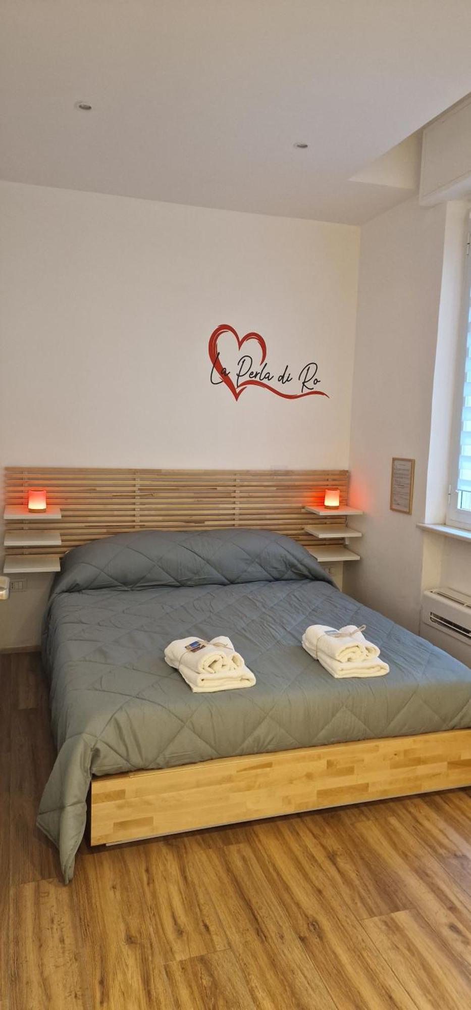 La Perla Di Ro Apartment Savona Luaran gambar